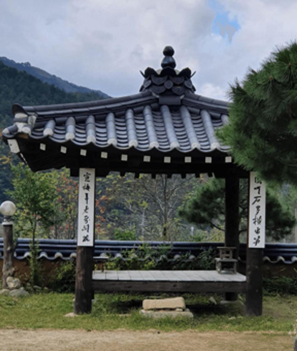 Gangneung Wangsangoal Hanok Pension Екстериор снимка